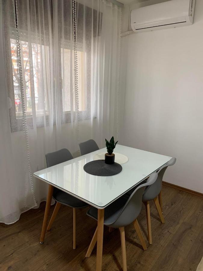 Mar Lux Apartment Kumanovo Exterior photo