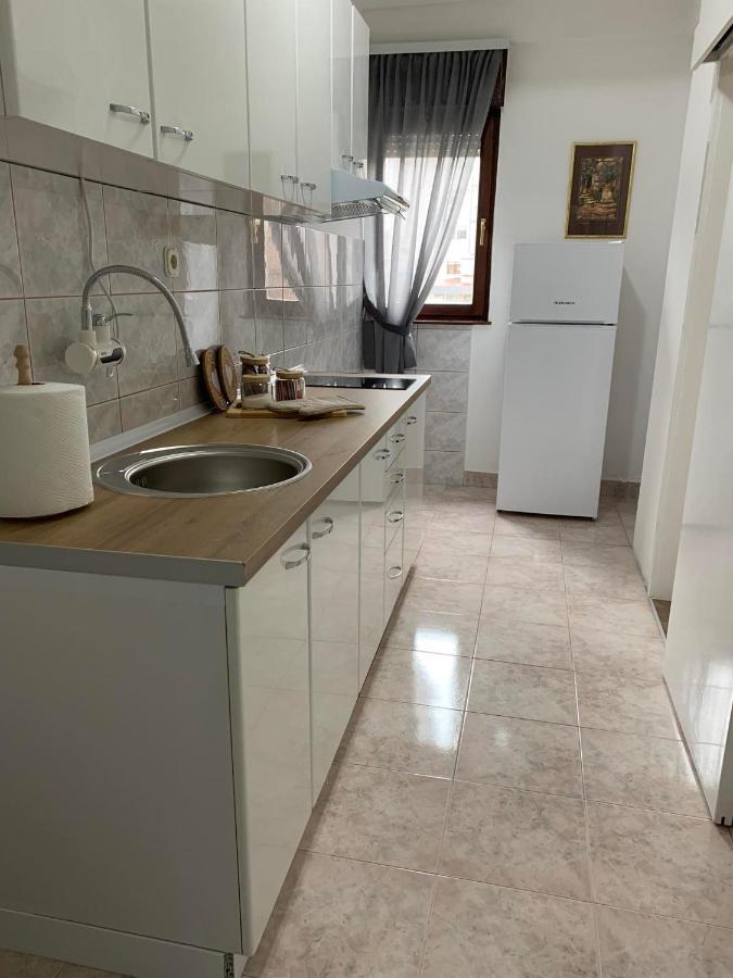 Mar Lux Apartment Kumanovo Exterior photo